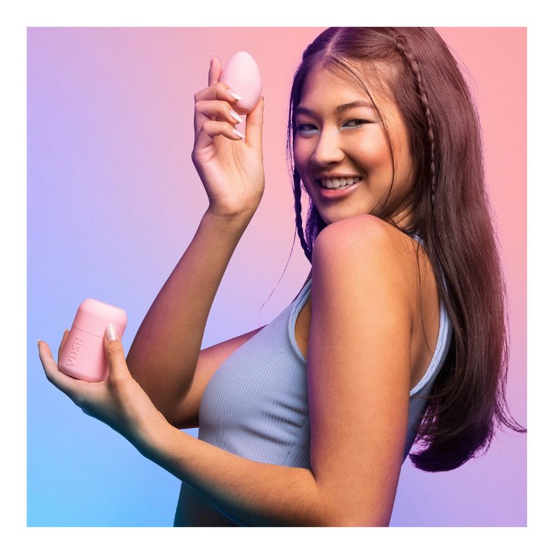 Vush - Plump | Palm Vibrator